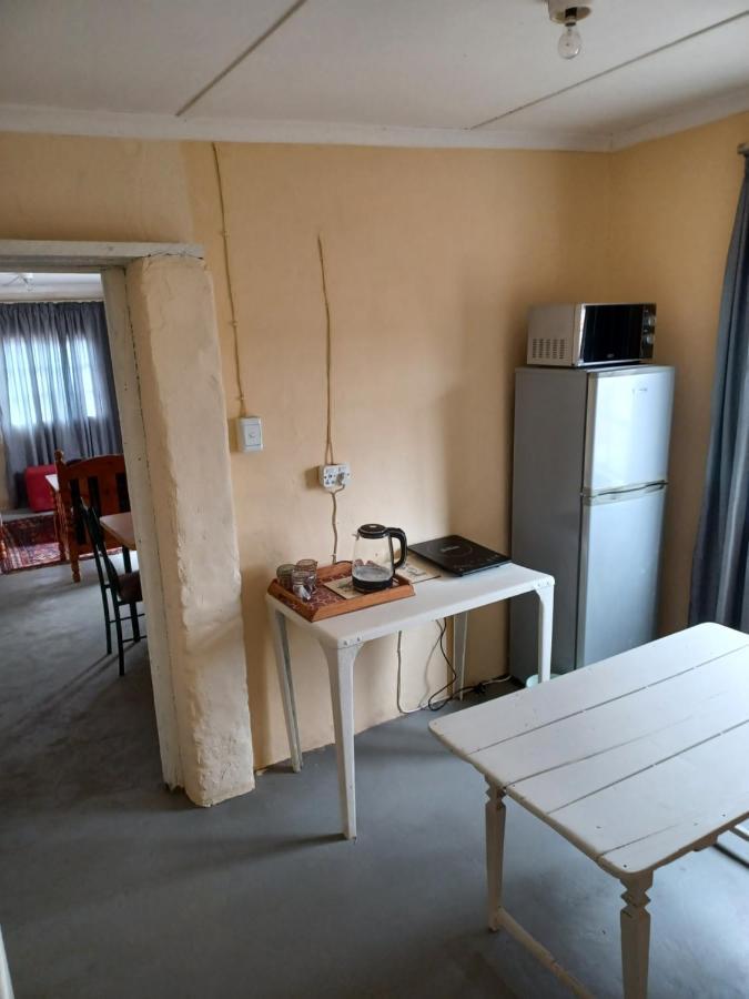 Апартаменты De Hoop Guest Farm Бофорт-Уэст Экстерьер фото