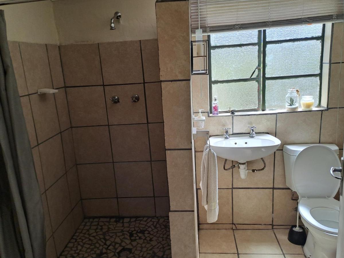 Апартаменты De Hoop Guest Farm Бофорт-Уэст Экстерьер фото