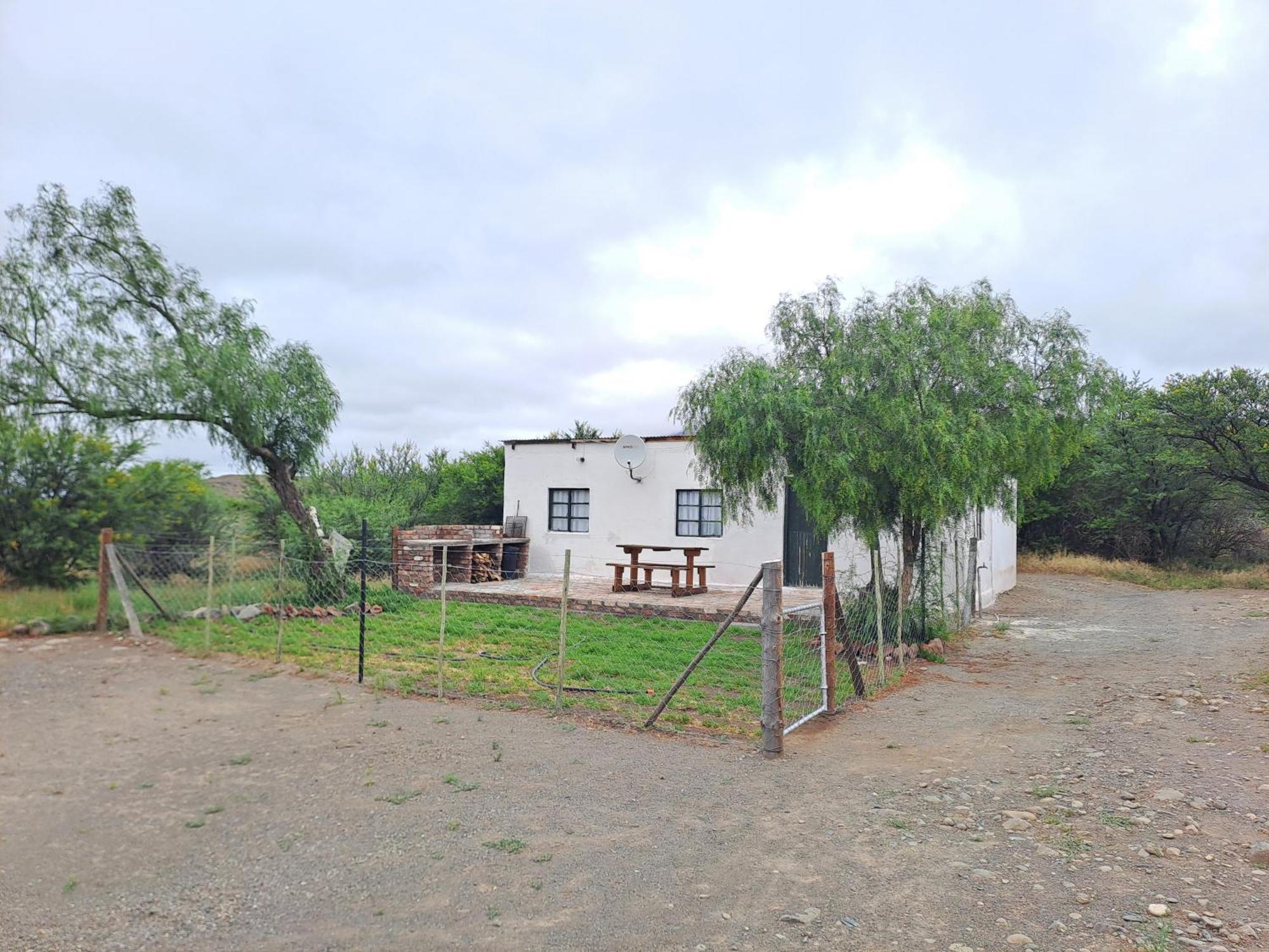 Апартаменты De Hoop Guest Farm Бофорт-Уэст Экстерьер фото
